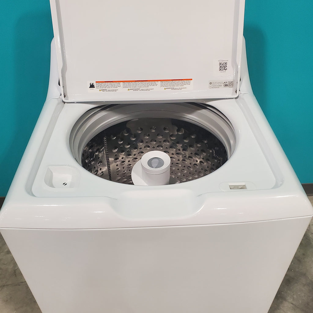 Pictures of GE 4.5 cu. ft. Capacity Washer with Stainless Steel Basket, Cold Plus and Wash Boost - Open Box - Neu Appliance Outlet - Discount Appliance Outlet in Austin, Tx