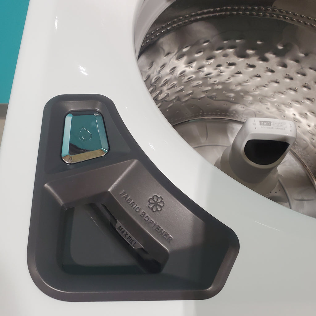 Pictures of ENERGY STAR Whirlpool 5.2 - 5.3 cu. ft. Smart Top Load Washing Machine with 2 in 1 Removable Agitator WTW8127LW and 7.4 cu. ft. Electric Dryer with Hamper Door WED8127LW - Open Box - Neu Appliance Outlet - Discount Appliance Outlet in Austin, Tx