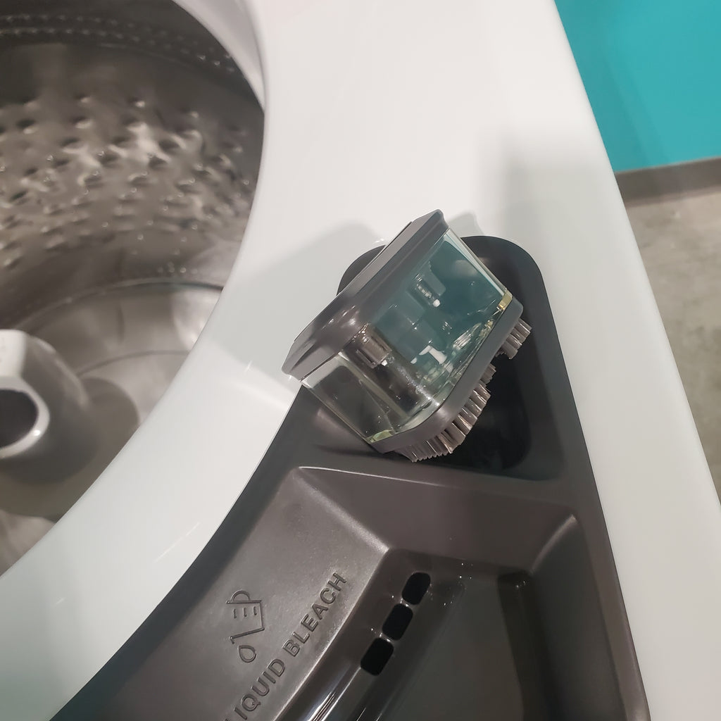 Pictures of ENERGY STAR Whirlpool 5.2 - 5.3 cu. ft. Smart Top Load Washing Machine with 2 in 1 Removable Agitator WTW8127LW and 7.4 cu. ft. Electric Dryer with Hamper Door WED8127LW - Open Box - Neu Appliance Outlet - Discount Appliance Outlet in Austin, Tx