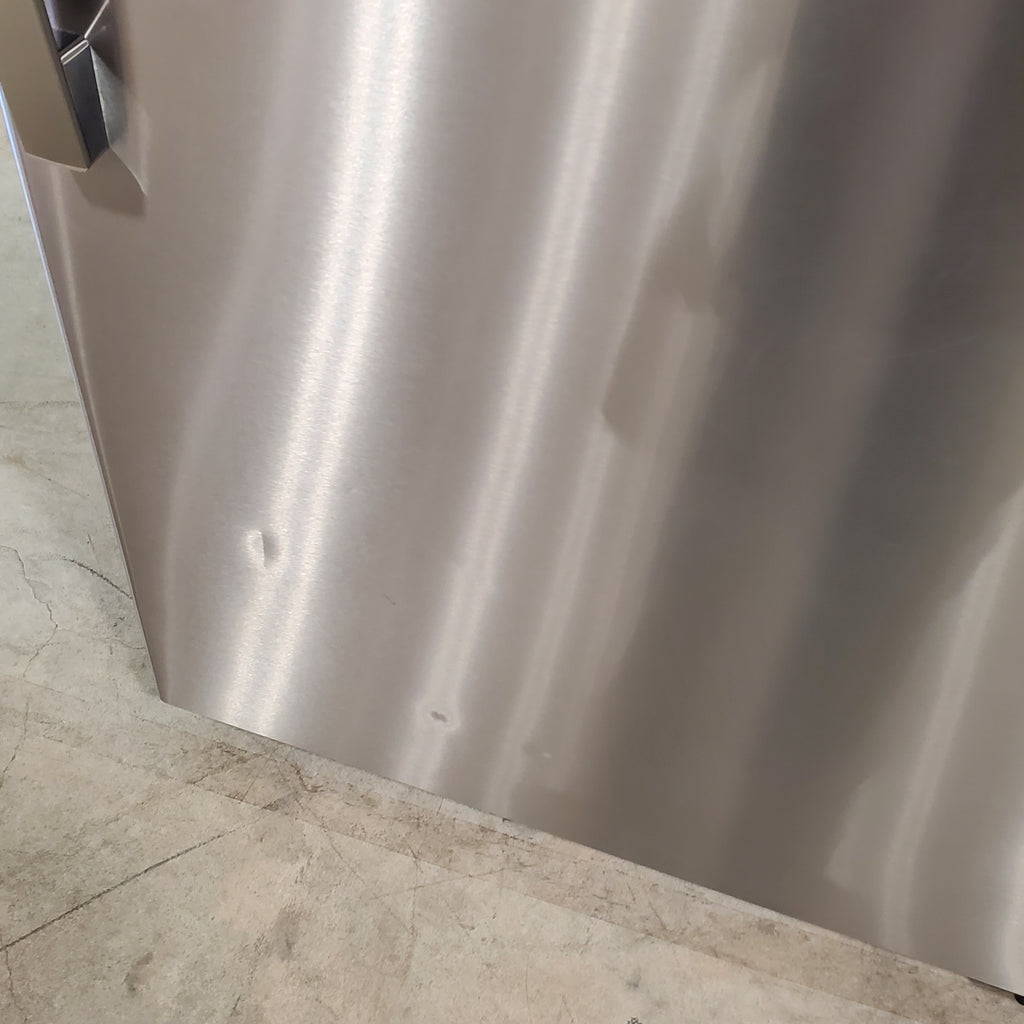 Pictures of Fingerprint Stainless Steel GE 21.9 cu. ft. Top Freezer Refrigerator with Garage Ready Technology GTS22KYNCRFS - Scratch & Dent - Minor - Neu Appliance Outlet - Discount Appliance Outlet in Austin, Tx