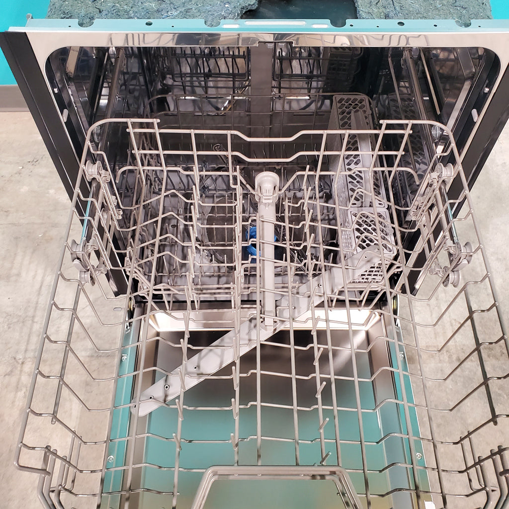 Pictures of Midea Front Control 24" Dishwasher with Stainless Steel Tub and Interior LED Light MDF24P2BWW - Open Box - Neu Appliance Outlet - Discount Appliance Outlet in Austin, Tx