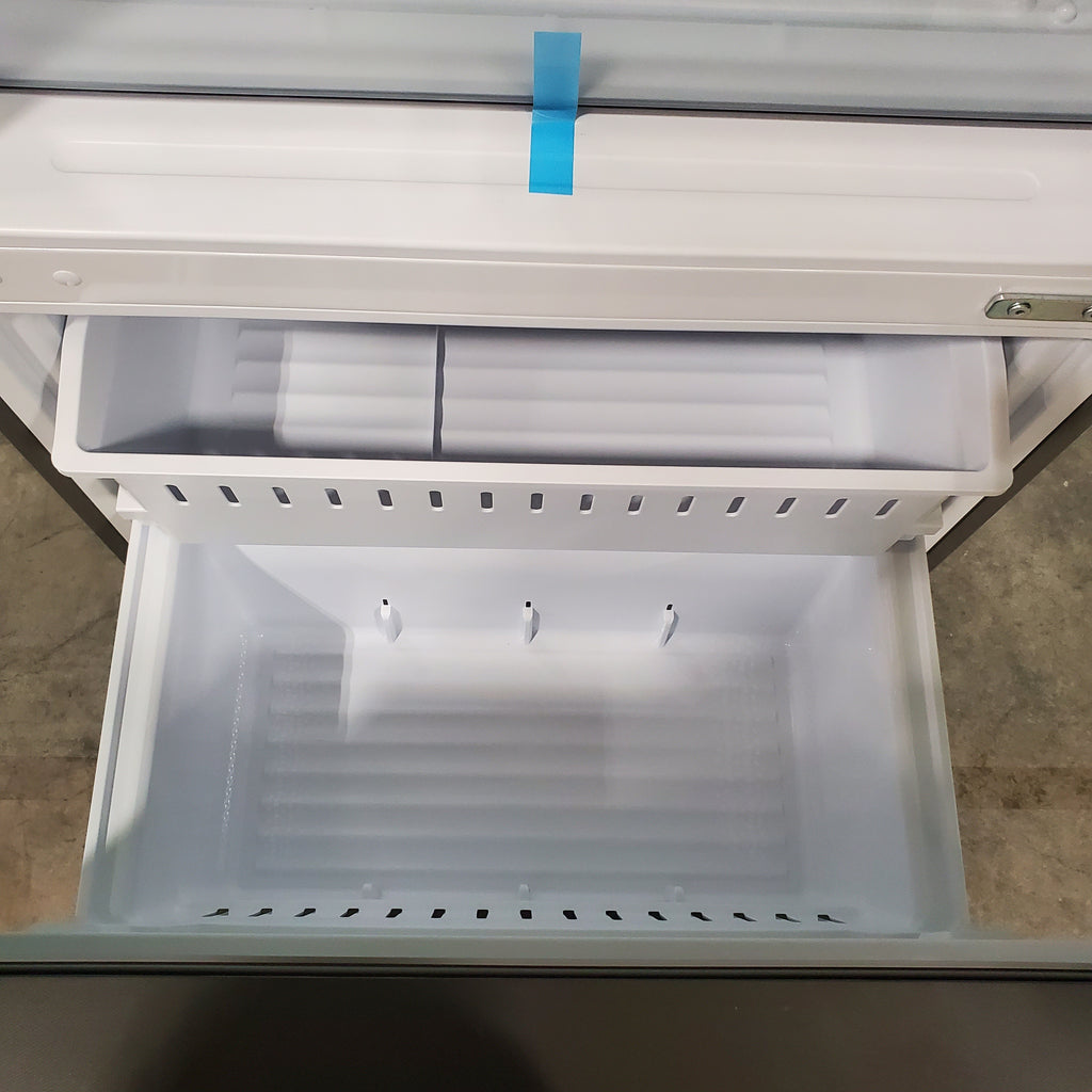 Pictures of Hisense Fingerprint Resistant Stainless Steel 17.2 cu. ft. Refrigerator with Bottom Mount Freezer HRB171N6ASE - Open Box - Neu Appliance Outlet - Discount Appliance Outlet in Austin, Tx