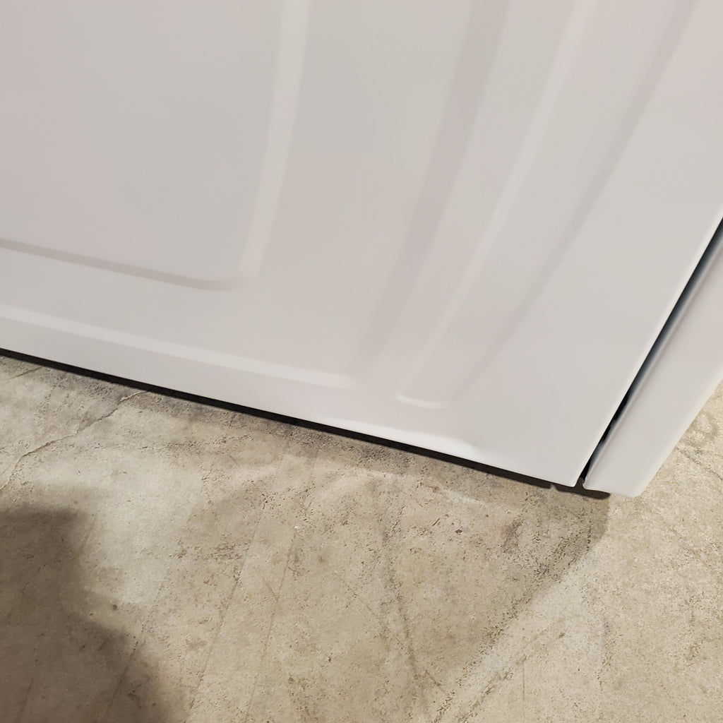 Pictures of Maytag 7.0 cu. ft. Electric Dryer with Reversible Door and Advanced Moisture Sensing MED4500MW - Scratch & Dent - Minor - Neu Appliance Outlet - Discount Appliance Outlet in Austin, Tx