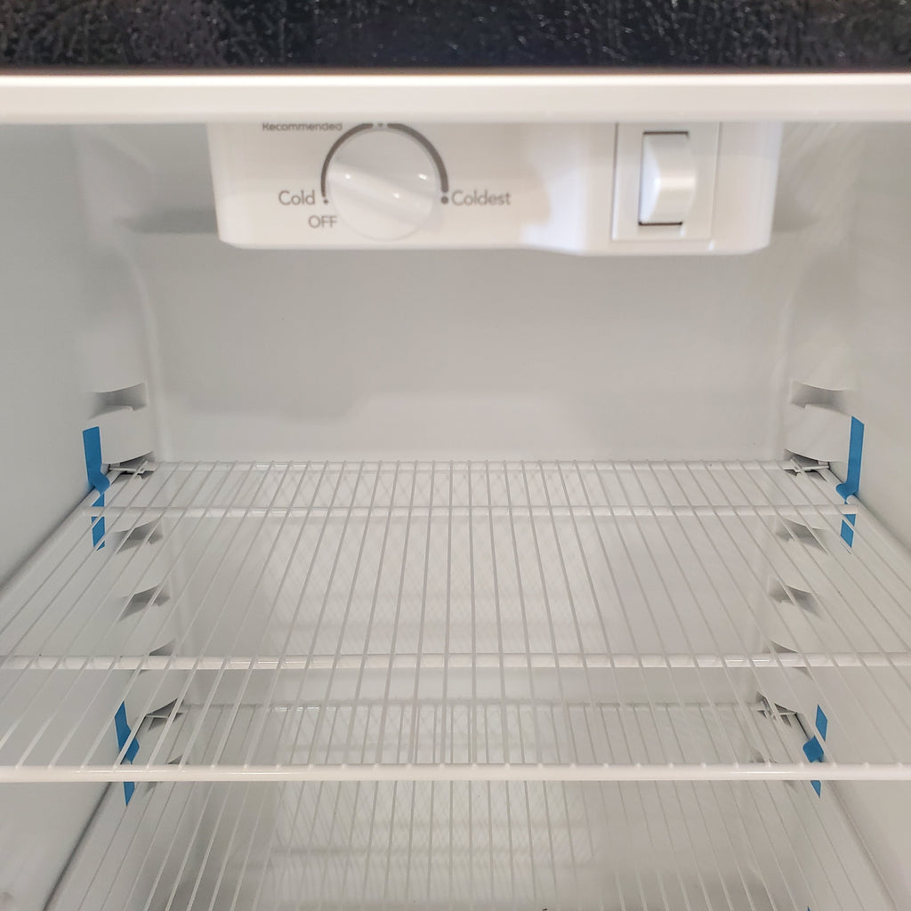 Pictures of 30" Wide Black Frigidaire 18.3 cu. ft. Top Freezer Refrigerator with Garage-Ready Design - Open Box - Neu Appliance Outlet - Discount Appliance Outlet in Austin, Tx