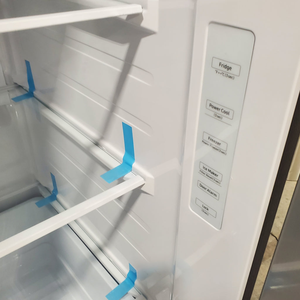 Pictures of Fingerprint Resistant Stainless Steel ENERGY STAR Samsung 27.4 cu. ft. Side by Side Refrigerator with Exterior Water and Ice Dispenser RS27T5200SR - Scratch & Dent - Minor - Neu Appliance Outlet - Discount Appliance Outlet in Austin, Tx