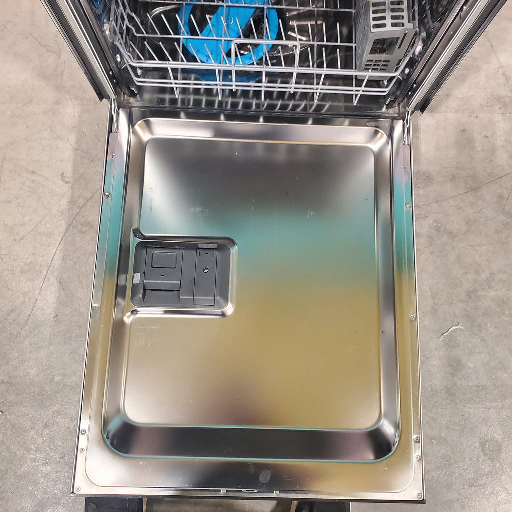 Pictures of 24 in. Smudge-Proof Stainless Steel ENERGY STAR Frigidaire Gallery Top Control Built In Dishwasher with Third Rack GDSH4715AF - Scratch & Dent - Minor - Neu Appliance Outlet - Discount Appliance Outlet in Austin, Tx