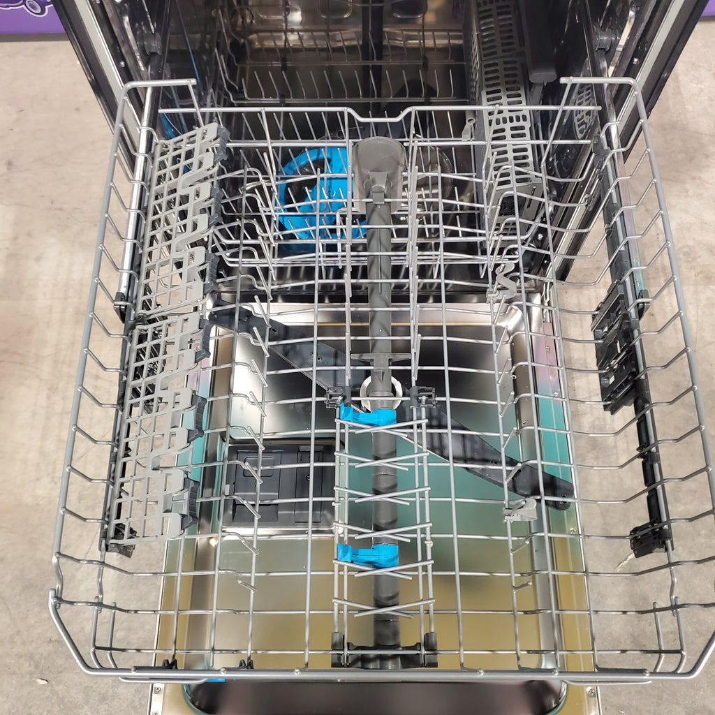 Pictures of 24 in. Smudge-Proof Stainless Steel ENERGY STAR Frigidaire Gallery Top Control Built In Dishwasher with Third Rack GDSH4715AF - Scratch & Dent - Minor - Neu Appliance Outlet - Discount Appliance Outlet in Austin, Tx