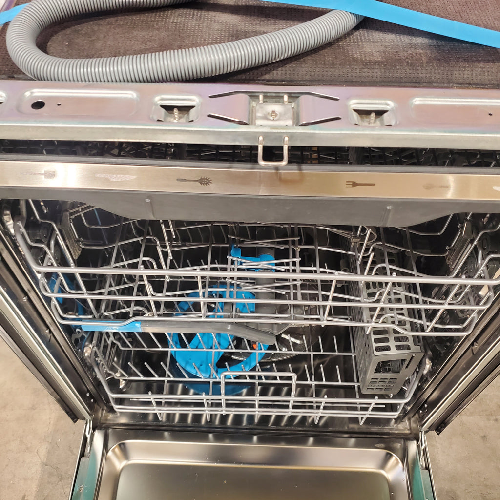 Pictures of 24 in. Smudge-Proof Stainless Steel ENERGY STAR Frigidaire Gallery Top Control Built In Dishwasher with Third Rack GDSH4715AF - Scratch & Dent - Minor - Neu Appliance Outlet - Discount Appliance Outlet in Austin, Tx