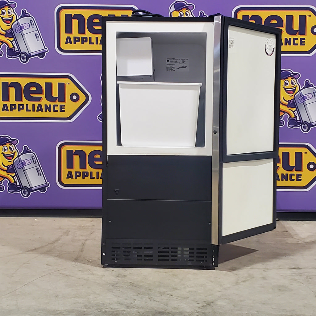 Pictures of U-Line Stainless Steel 15 Inch Crescent Undercounter Ice Maker with 25lb Daily Ice Production & Storage, Field Reversible Stainless Steel Door with On / off switch, and No Drain Required UACR115-SS01A - Scratch & Dent - Minor - Neu Appliance Outlet - Discount Appliance Outlet in Austin, Tx