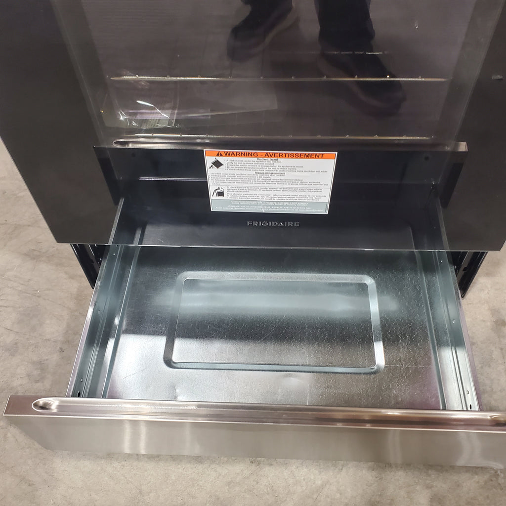 Frigidaire Electric Range with EvenTemp and Steam Clean in Stainless Steel 3SD935 - FCRE3062AS - Scratch & Dent (Minor)