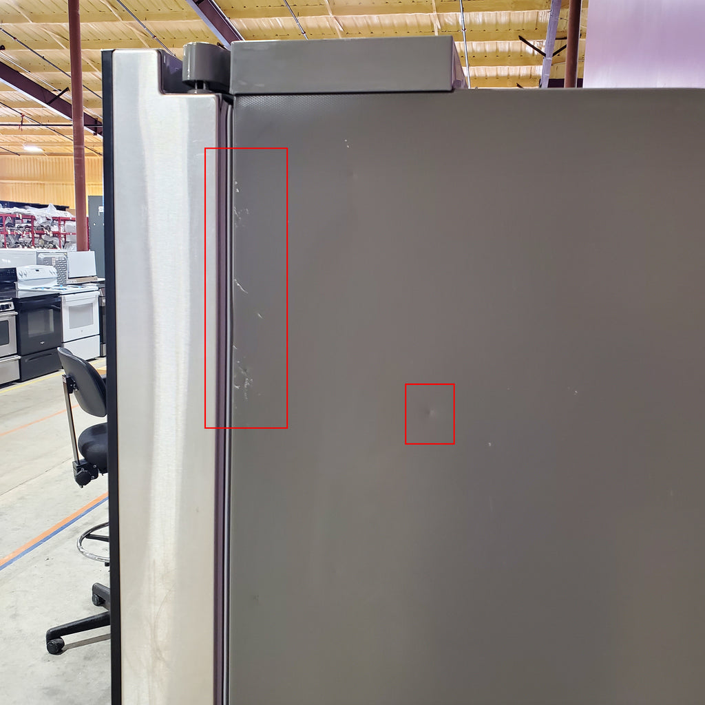 LG 26 cu. ft. Smart InstaView® Counter-Depth MAX™ French Door Refrigerator 17SD118 - LRFOC2606S - Scratch & Dent (Minor)