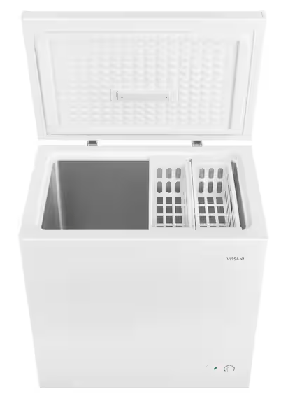 Vissani 7.0 cu. ft. Manual Defrost Chest Freezer with LED Light in White, Garage Ready S164 - HMCF7W5 - Scratch & Dent (Minor)