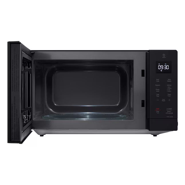 LG 1.1-cu ft 900-Watt Countertop Microwave in Black MSER1130B - New in Box