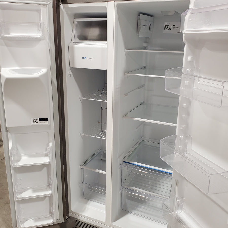Frigidaire 25.6-cu ft ENERGY STAR Side-by-Side Refrigerator with Ice Maker in Fingerprint Resistant Stainless Steel 22131SD101 - FRSS26L3AF - Scratch & Dent (Minor)