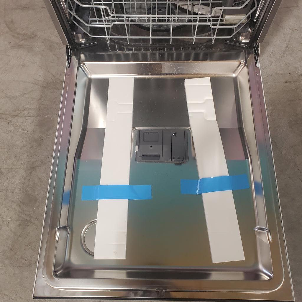 Pictures of GE® ENERGY STAR® Top Control with Stainless Steel Interior Dishwasher with Sanitize Cycle GDT670SGVWW - New in Box - Neu Appliance Outlet - Discount Appliance Outlet in Austin, Tx