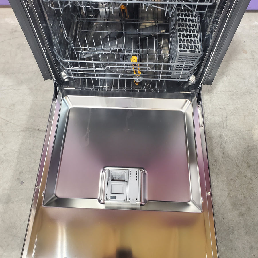 LG Black Stainless Steel Smart FlushFit™ Top Control Dishwasher with 1-Hour Wash & Dry, QuadWash® Pro, and Dynamic Heat Dry™ w/AutoVent Dry™ 25133SD447 - LDNPM545D - Open Box