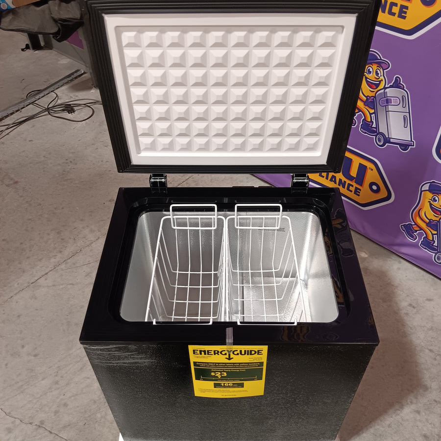 Electactic 1.8 Cubic Feet Chest Freezer with 2 Removable Baskets BD-50 - New in Box