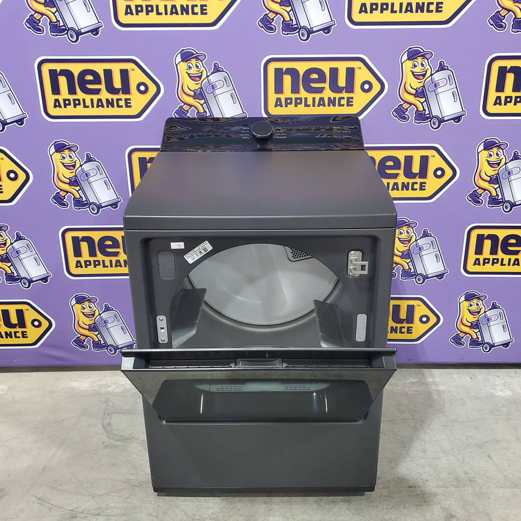 Pictures of LG 5.3 cu. ft. Smart Top Load Washer with 4-Way® Agitator, TurboWash3D Technology, and AI Sensing EasyUnload™ WT8405CB - Open Box and LG 7.3 cu. ft. Rear Control Electric Dryer with LG EasyLoad™ Door and AI Sensing DLE8400BE - Open Box - Neu Appliance Outlet - Discount Appliance Outlet in Austin, Tx