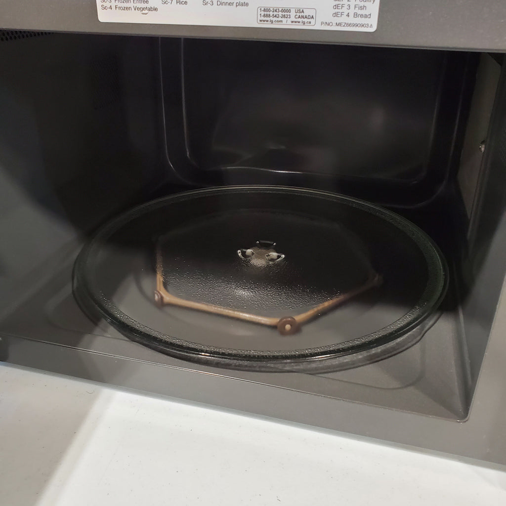 Pictures of LG 1.5 cu. ft. NeoChef™ Countertop Microwave with Smart Inverter and EasyClean® LMC1575ST - Scratch & Dent (Minor) - Neu Appliance Outlet - Discount Appliance Outlet in Austin, Tx