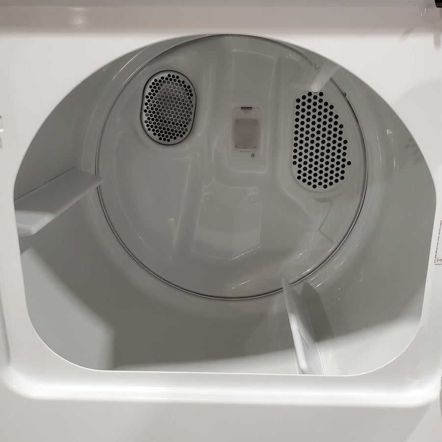 Maytag 4.2 Cu. Ft. Capacity Top Load Washer in White MTW4205SW - Open Box and MayTag 7.0 cu. ft. Top Load Electric Wrinkle Prevent Dryer 16185 - MED4500MW - Scratch & Dent (Minor)