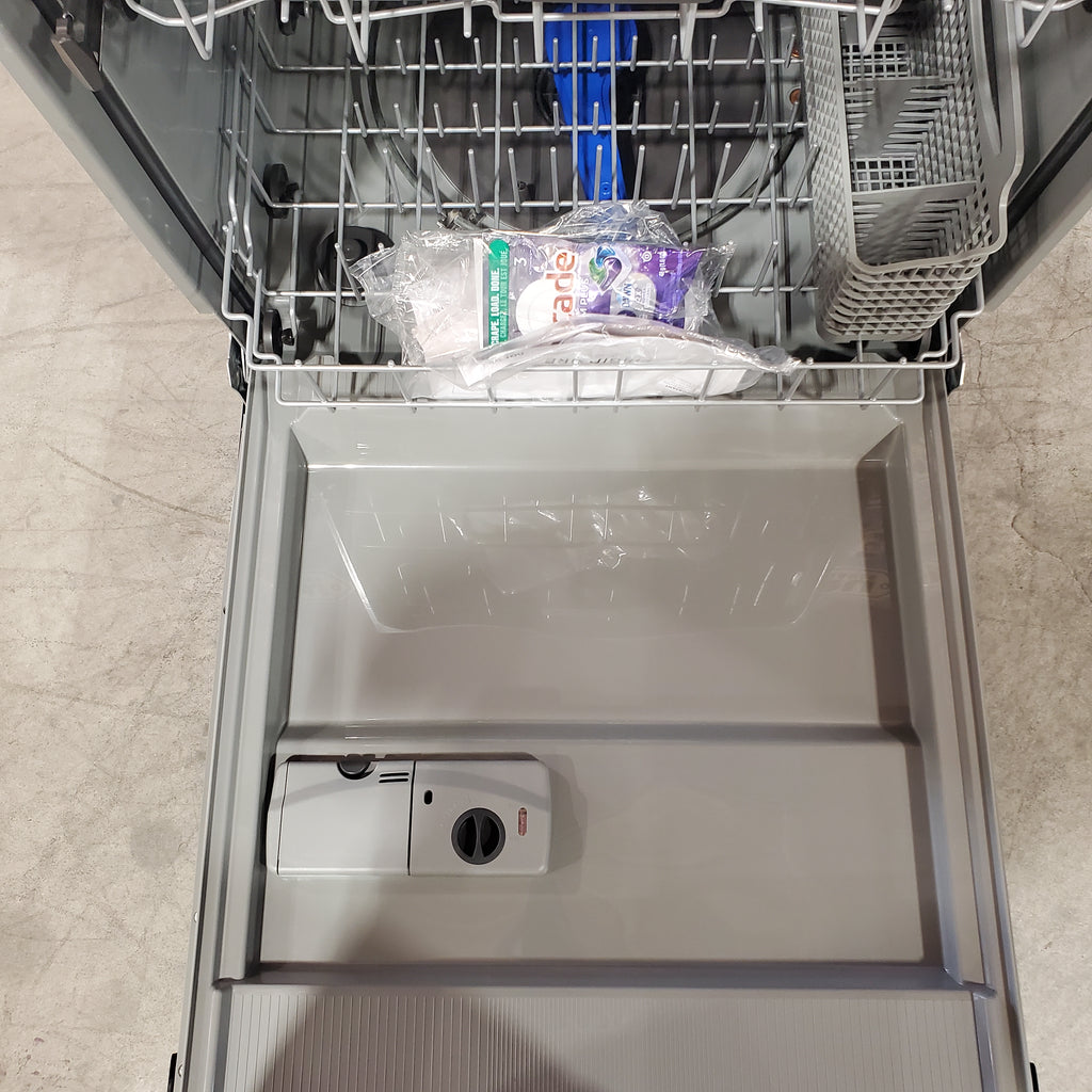 Pictures of Frigidaire Front Control Built In Dishwasher with 5-Level Wash System in Stainless Steel 3SD447 - FDPC4221AS - Open Box - Neu Appliance Outlet - Discount Appliance Outlet in Austin, Tx