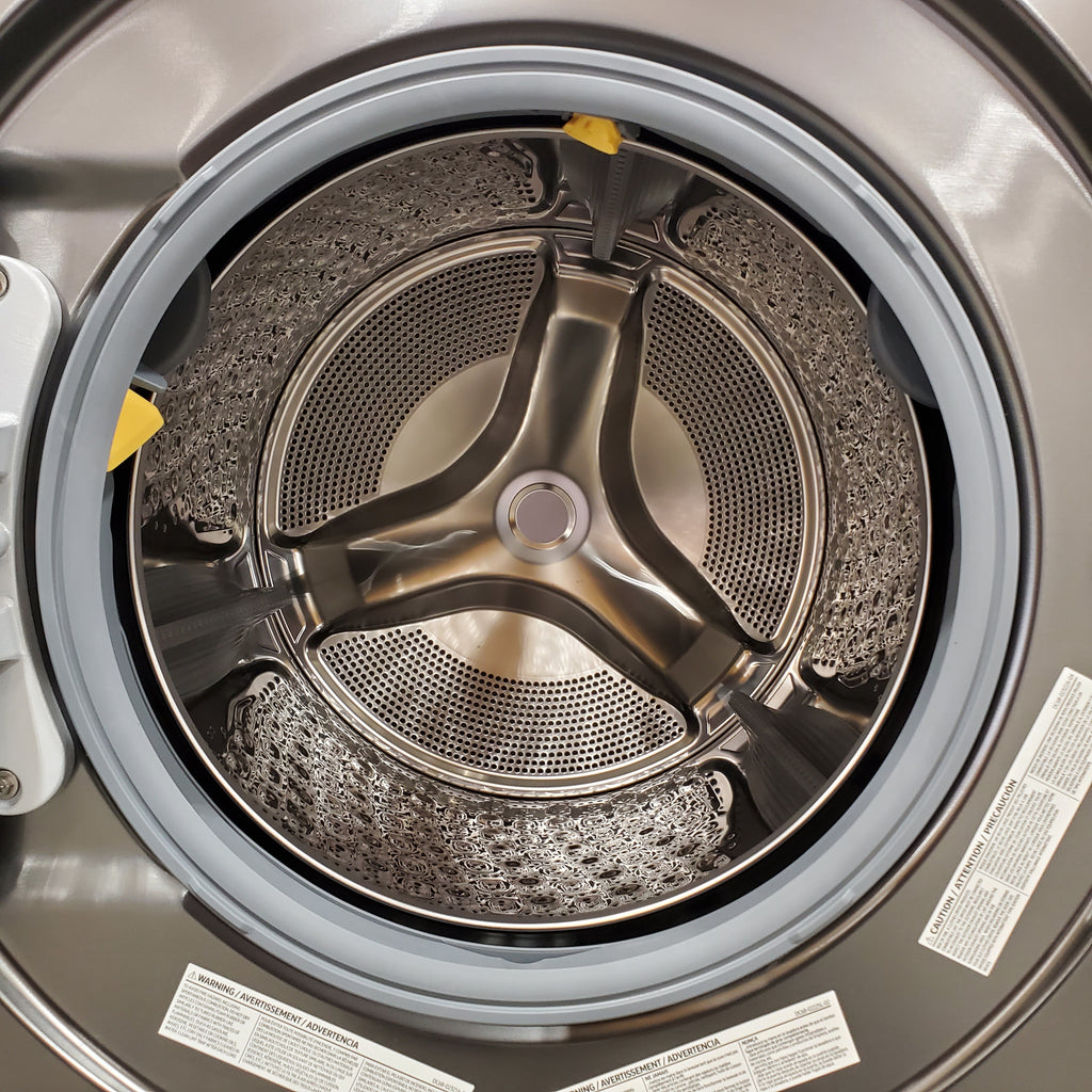 Pictures of Samsung 5.3 cu. ft. Bespoke AI Laundry Vented Combo™ All-in-One Ultra Capacity Washer and Electric Dryer with AI Home in Dark Steel WD90F53AVS - Open Box - Neu Appliance Outlet - Discount Appliance Outlet in Austin, Tx