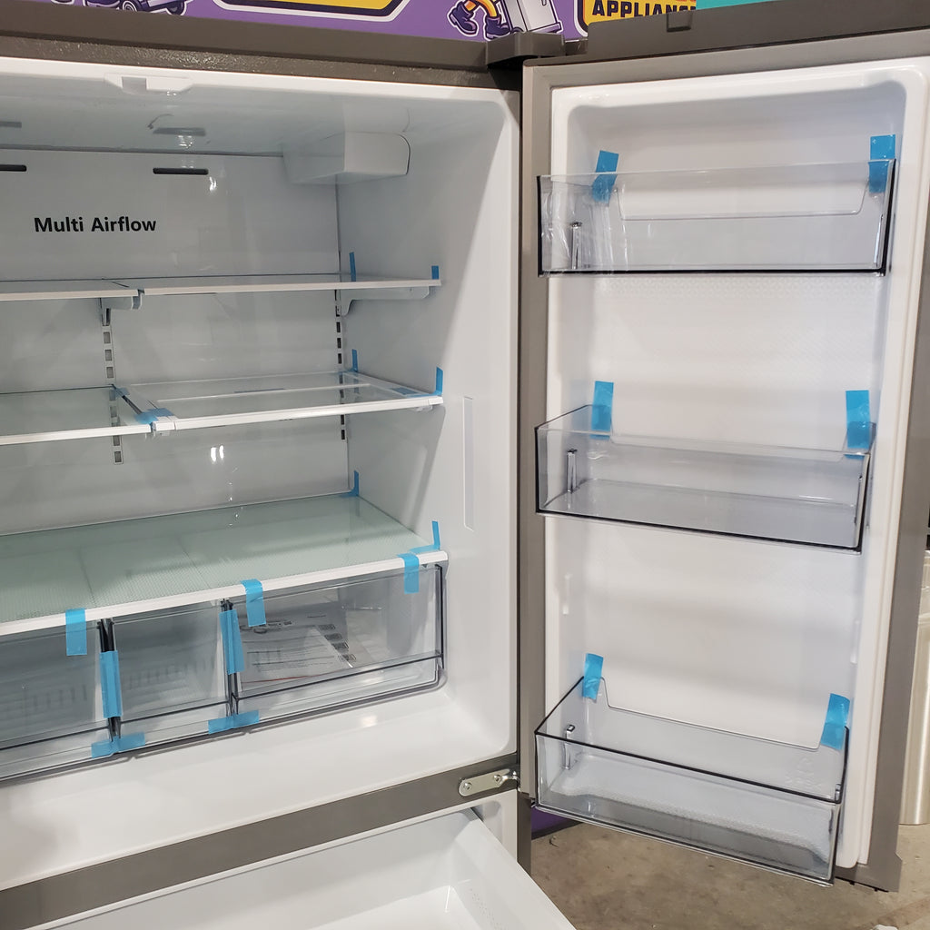 Pictures of Hisense PureFlat 25.6-cu ft 4-Door Smart French Door Refrigerator with Ice Maker, Water and Ice Dispenser (Stainless Steel) ENERGY STAR - Scratch and Dent (Minor) - Neu Appliance Outlet - Discount Appliance Outlet in Austin, Tx