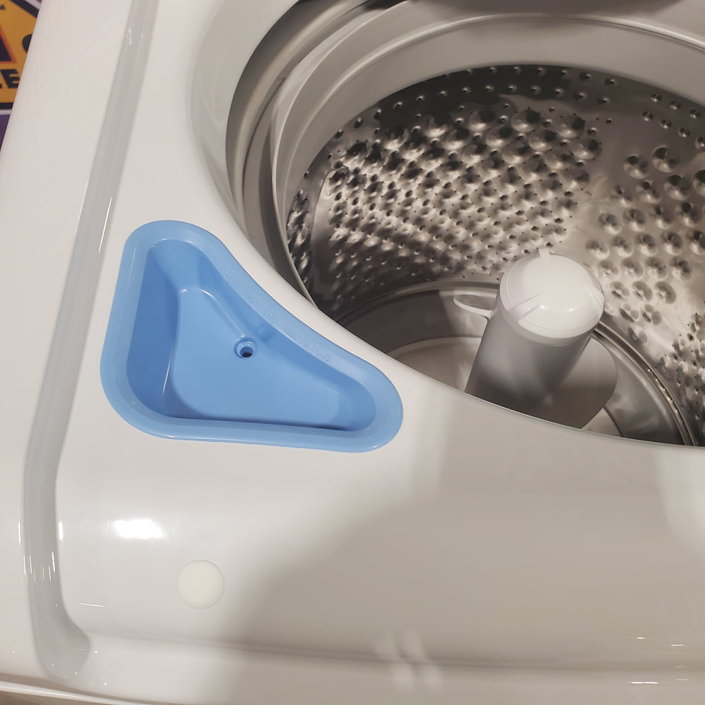 Pictures of ENERGY STAR LG 4.1 cu. ft. Top Load Washing Machine with 4-Way Agitator WT6105CW and ENERGY STAR LG 7.3 cu. ft. Electric Dryer with Smart Diagnosis DLE6100W - Open Box - Neu Appliance Outlet - Discount Appliance Outlet in Austin, Tx