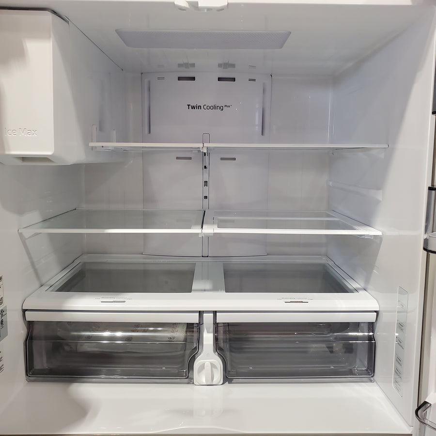 Samsung 28-cu ft 4-Door ENERGY STAR Smart French Door Refrigerator with Ice Maker in Fingerprint Resistant Stainless Steel RF28R7201SR - Scratch and Dent (Moderate)