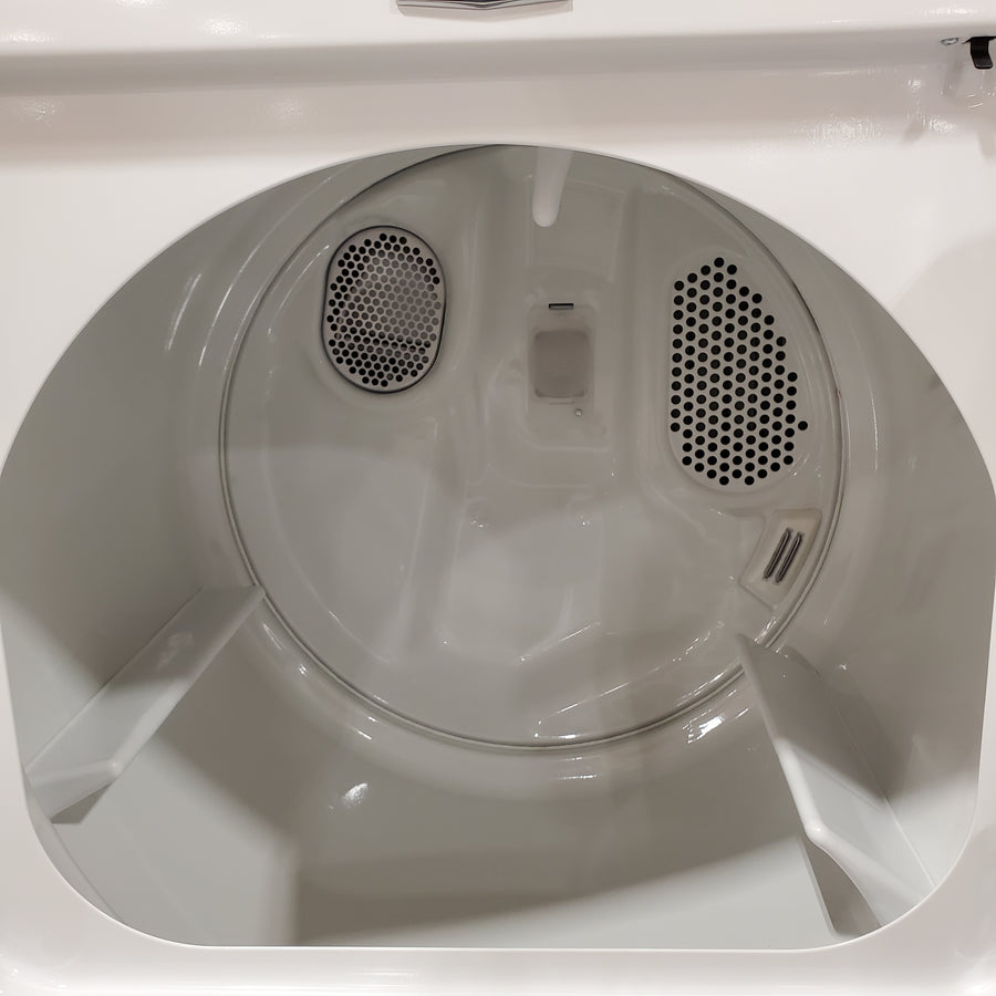 Maytag 7.0 cu ft Electric Dryer with Moisture Sensing and Quick Dry Cycle 30132SD70 - MED6200KW - Scratch & Dent (Moderate)