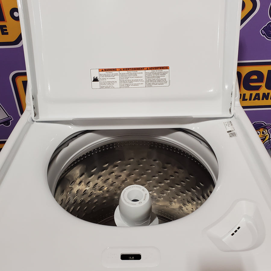Maytag 4.2 Cu. Ft. Capacity Top Load Washer in White MTW4205SW - Scratch & Dent (Minor) and Maytag Extra Large Vented Electric Dryer in White 15033 - MEDX655DW - Certified Refurbished