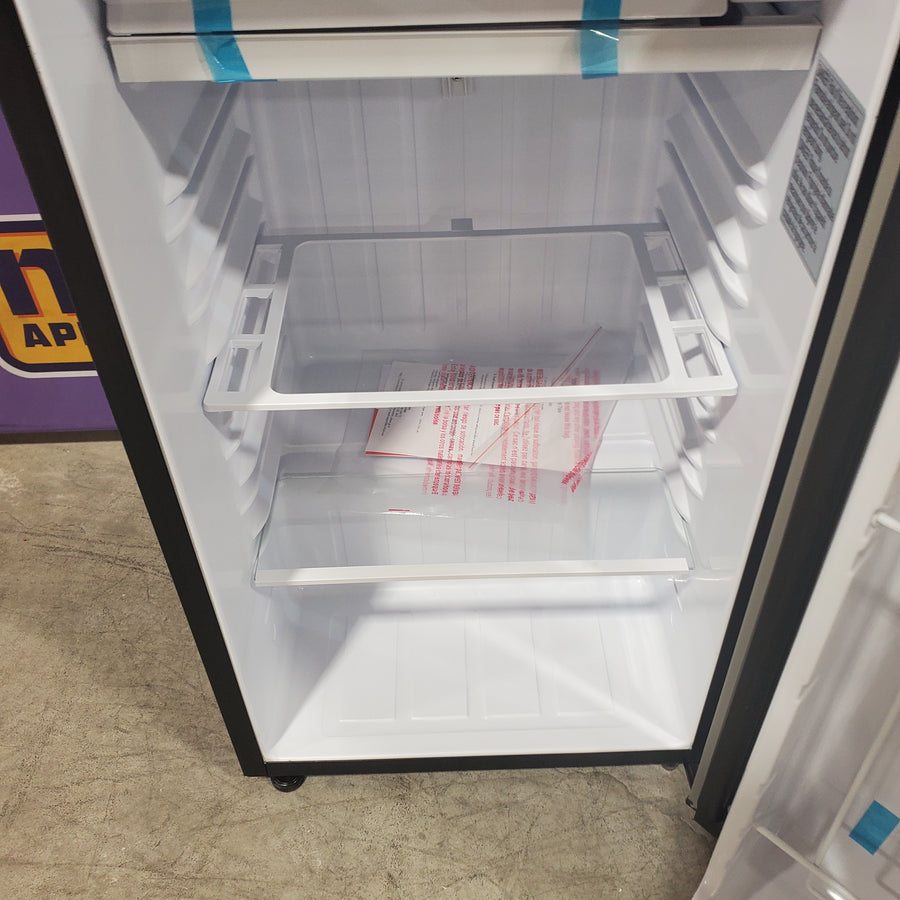 Frigidaire 3.2 cu. ft. Retro Vintage Compact Mini Refrigerator with Freezer with Platinum Door Design SA114 - EFR323 - Open Box