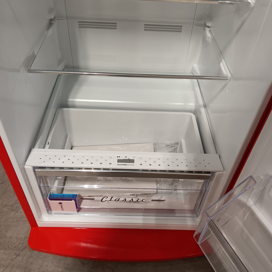 Unique Classic Retro 23.8 in. 11 cu. ft. Frost Free Top Freezer Refrigerator in Candy Apple Red, Energy Star 25CR226 - UNQ-310L-R-TM - Scratch & Dent (Minor)