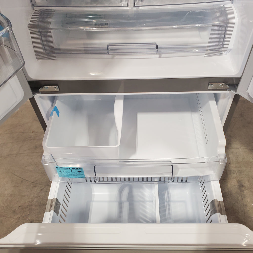 LG 22 cu. ft. 30" Wide French Door Refrigerator with Water Dispenser in Stainless Steel 3SD921 - LFDS22520S - Open Box