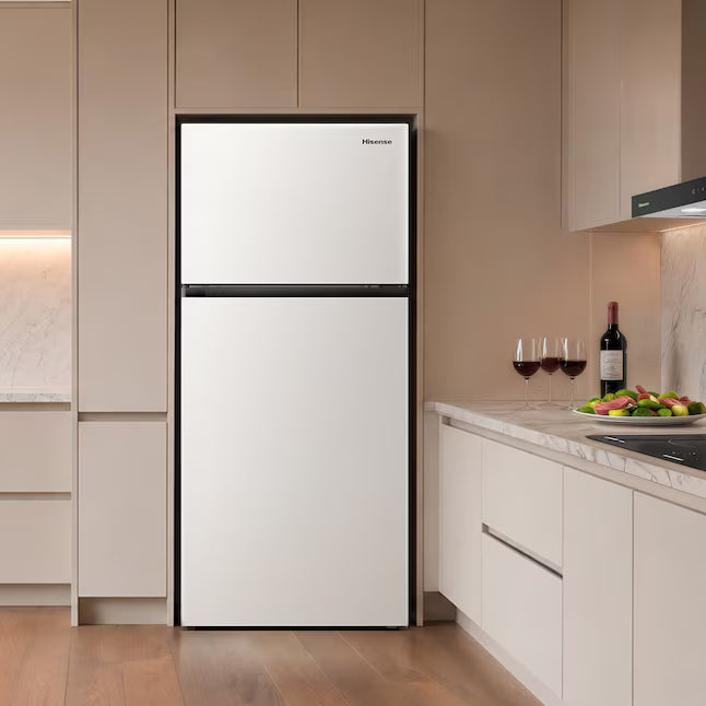 Hisense PureSpace 18.1-cu ft Counter-Depth 30-in Wide Top-Freezer Refrigerator Garage Ready ENERGY STAR Certified in White RT180N3SWEH - Scratch & Dent (Minor)