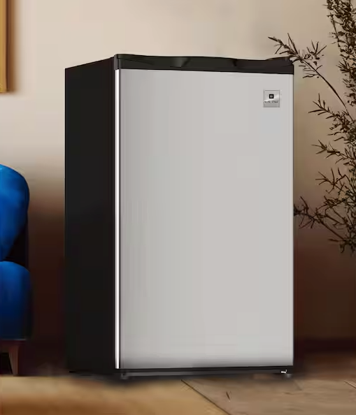 Arctic Chef 4.5 cu. ft. Mini Fridge in Stainless Steel ACFR465 - Scratch & Dent (Moderate)