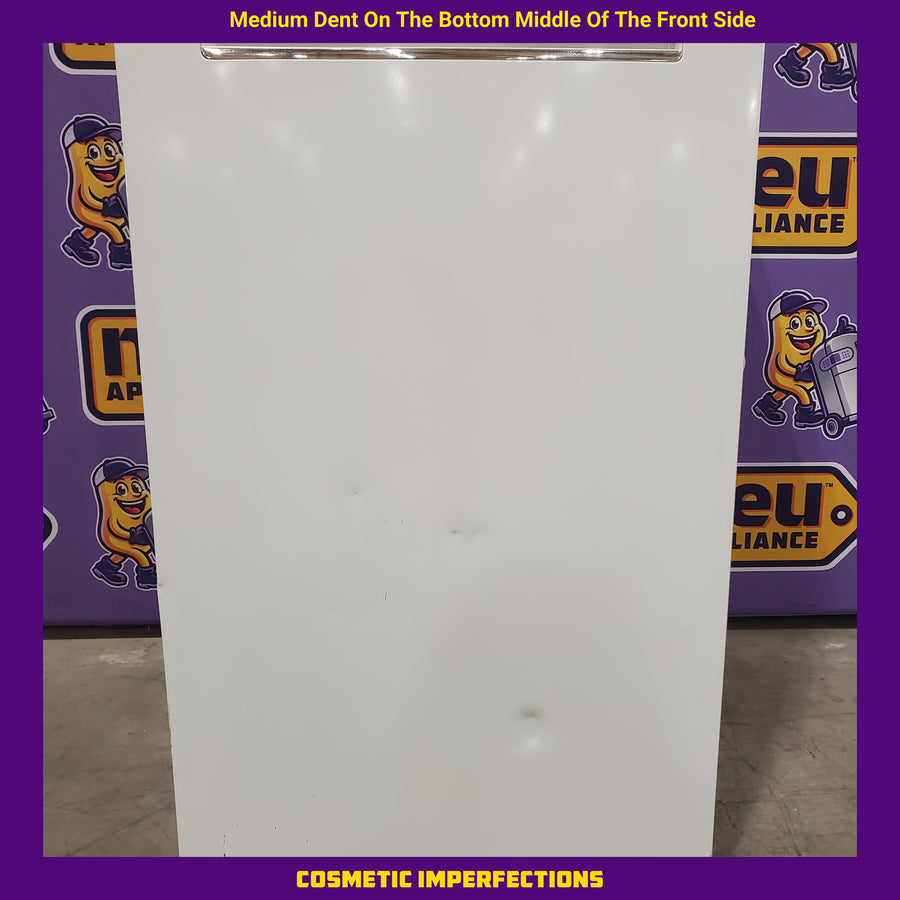 Magic Chef 10.1 cu. ft. Top Freezer Refrigerator in White 25SA267 - HMDR1000WE - Scratch & Dent (Moderate)