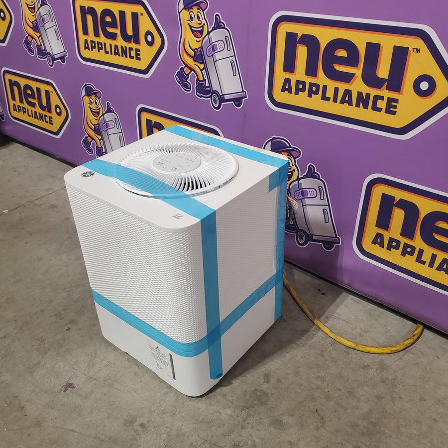 GE 50 pt. for Wet Rooms up to 5000 sq. ft. Residential Dehumidifier with Built-in. Pump in White, Wi-Fi, ENERGY STAR ADSE50XWT - Open Box