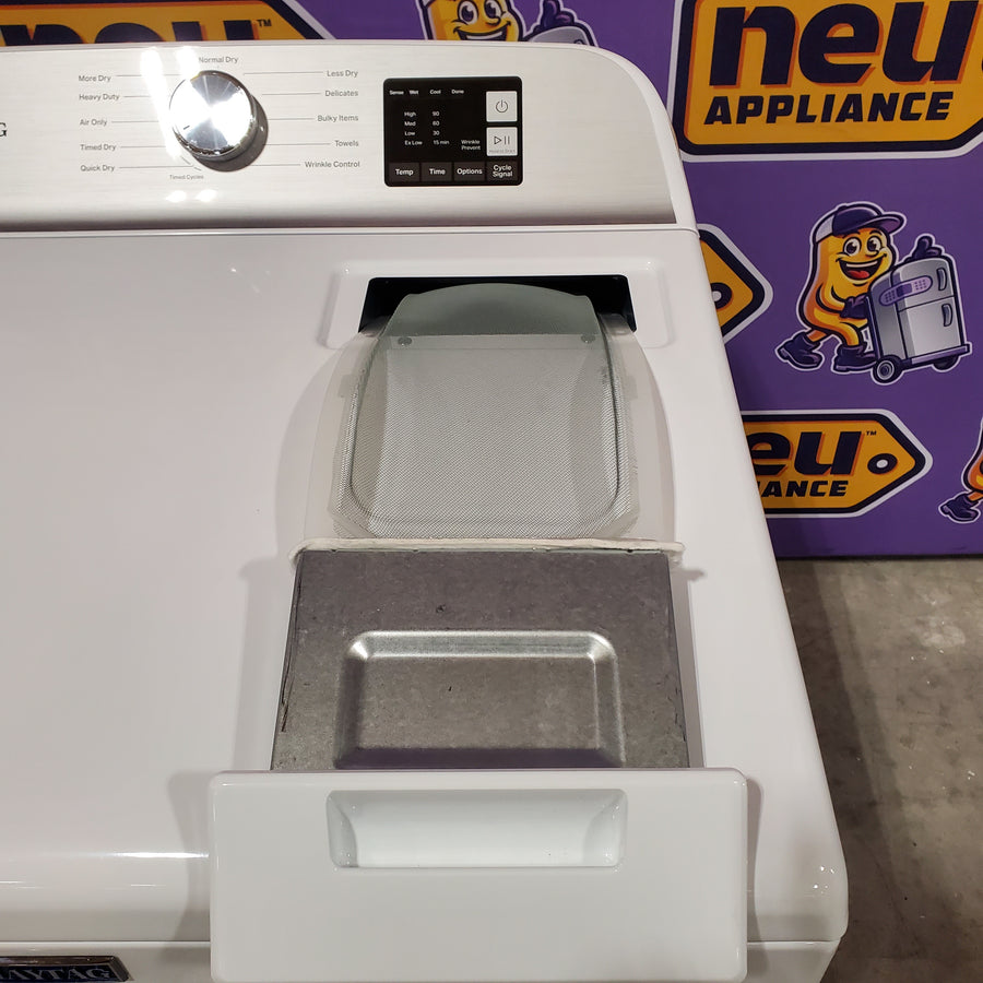 Maytag 7.0 cu ft Electric Dryer with Moisture Sensing and Quick Dry Cycle 30132SD65 - MED6200KW - Scratch & Dent (Minor)