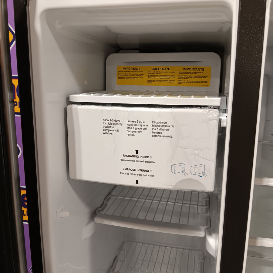 GE 25.3 Cu. Ft. Side-By-Side Refrigerator in Fingerprint Resistant Stainless Steel 25133SD428 - GSS25GYPFS - Scratch & Dent (Minor)