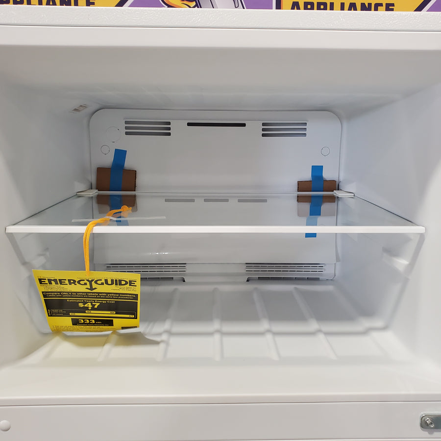 Vissani 14.2 cu. ft. Top Freezer Refrigerator in White, Garage Ready 251315SD1083 - MDTF14WH5 - Scratch & Dent (Moderate)