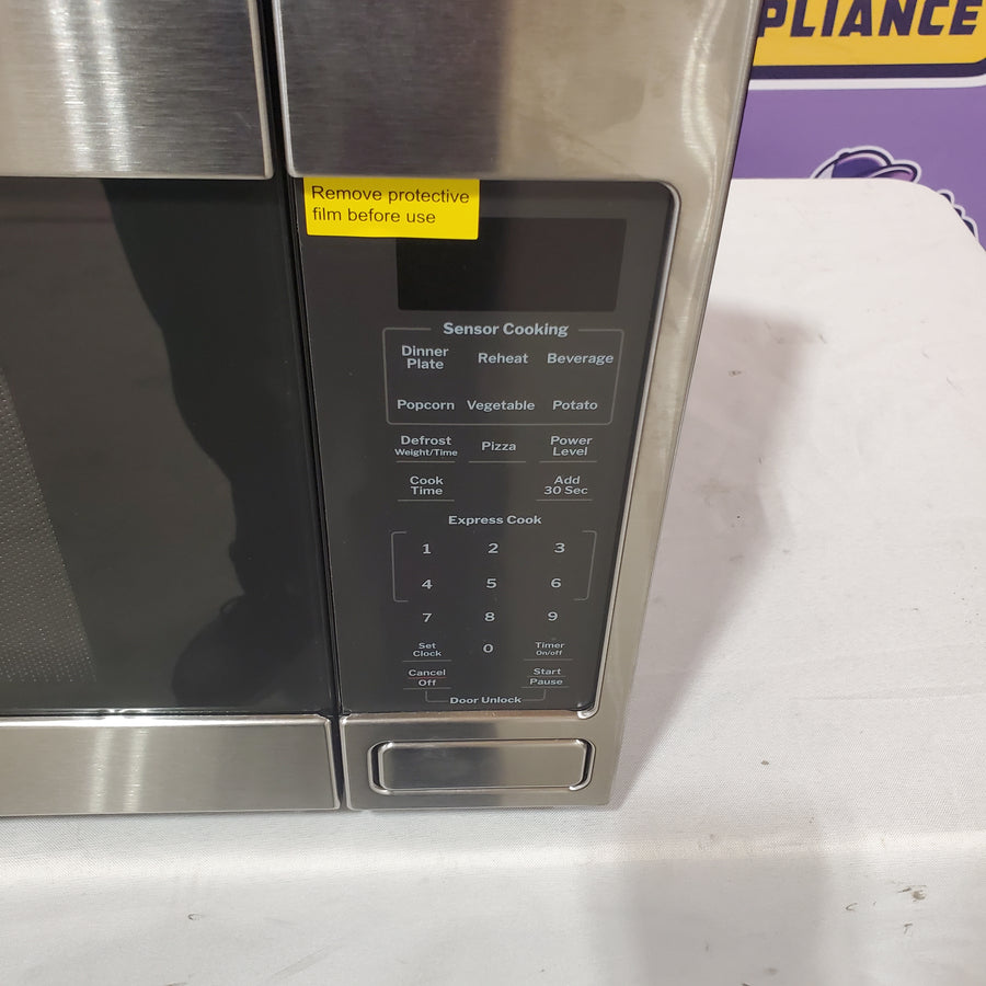 GE® 1.6 Cu. Ft. Countertop Microwave Oven in Stainless Steel GCST16S1WSS - Scratch & Dent (Minor)