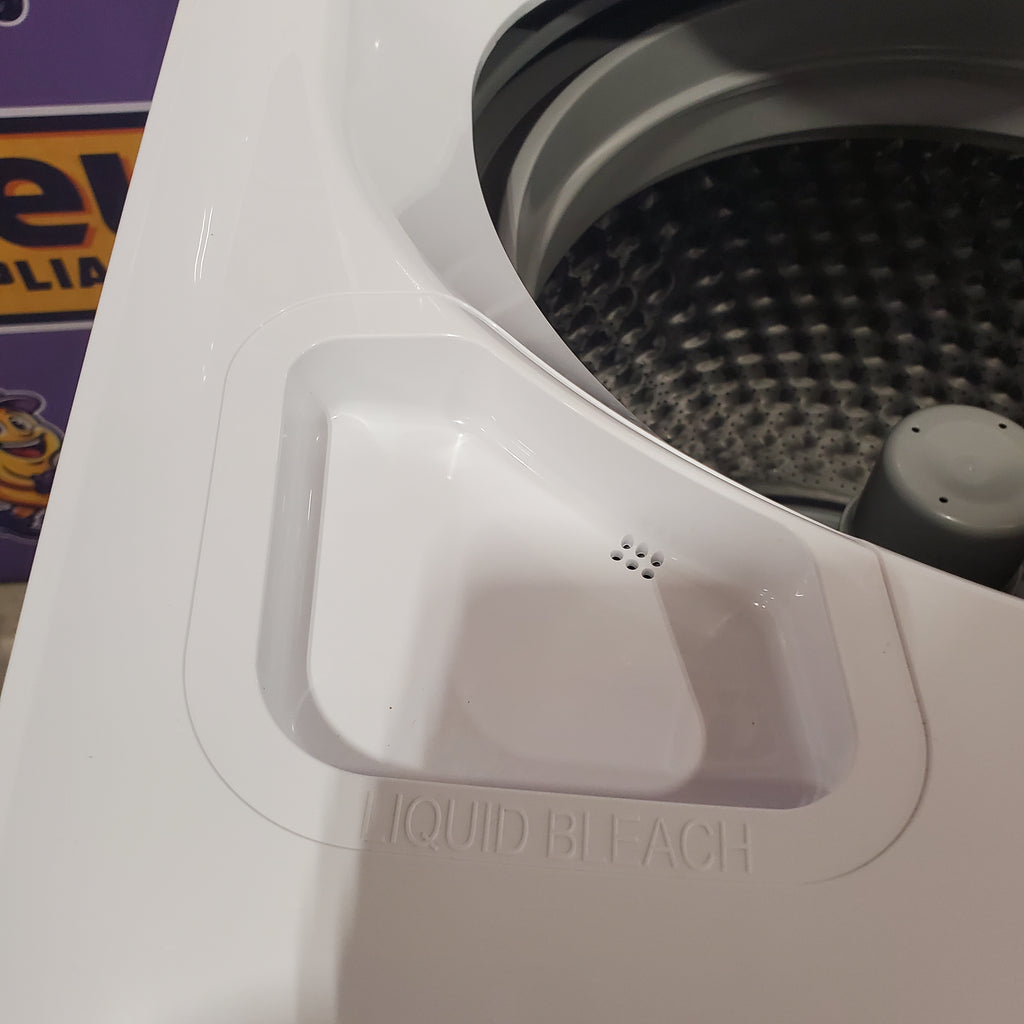 Frigidaire 4.1 Cu. Ft. Top Load Washer in White 3SD977 - FLVW7000AW - Scratch & Dent (Moderate)