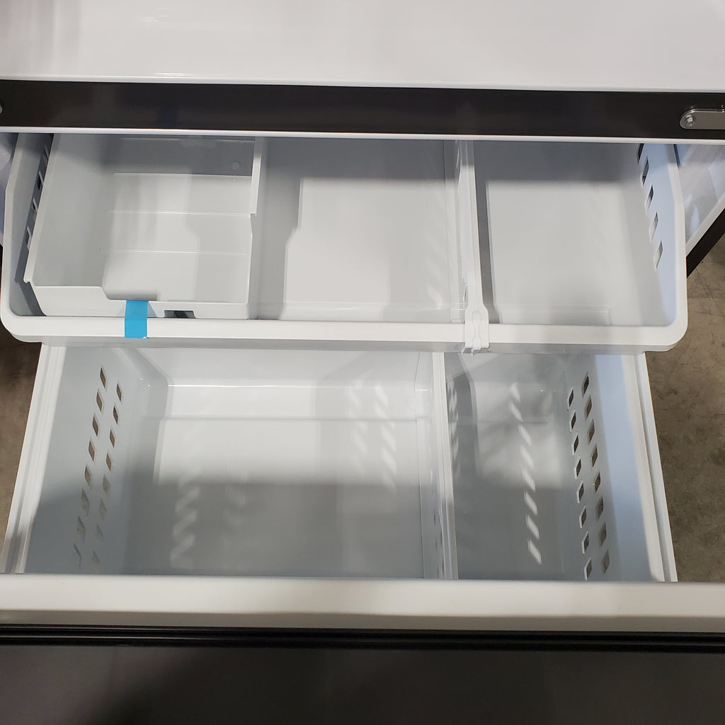 Pictures of GE 27-cu ft French Door Refrigerator with Ice Maker (Fingerprint-resistant Stainless Steel) ENERGY STAR-GNE27JYMXFS-Scratch and Dent(Minor) - Neu Appliance Outlet - Discount Appliance Outlet in Austin, Tx