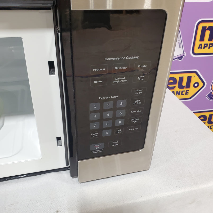GE® 1.6 Cu. Ft. Over-the-Range Microwave Oven in Stainless Steel SA673 - JVM3160RFSS - Scratch & Dent (Moderate)
