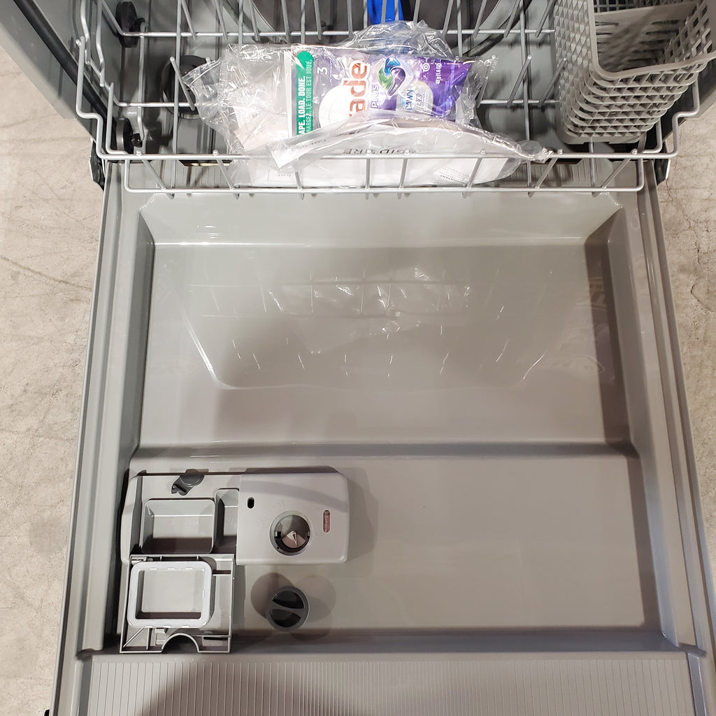Pictures of Frigidaire Front Control Built In Dishwasher with 5-Level Wash System in Stainless Steel 3SD447 - FDPC4221AS - Open Box - Neu Appliance Outlet - Discount Appliance Outlet in Austin, Tx
