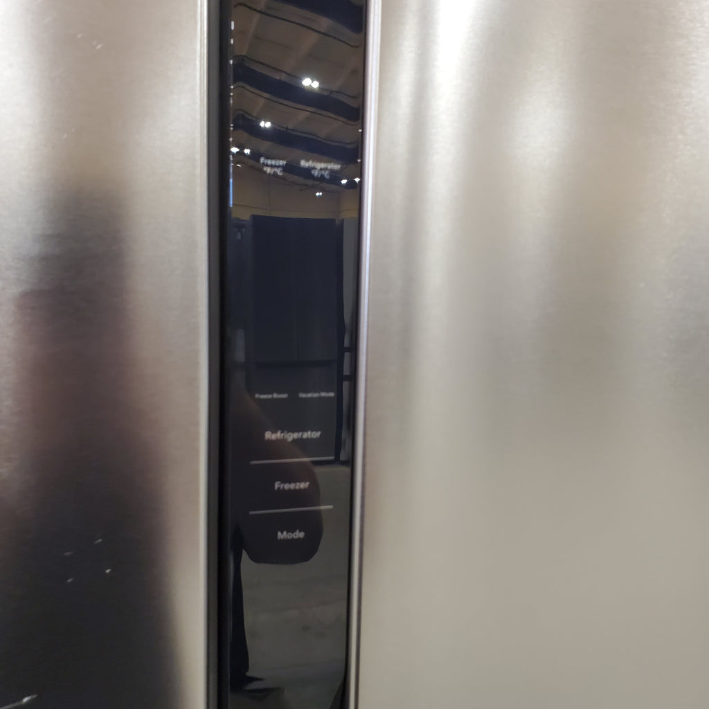Pictures of Frigidaire 21 Cu. Ft. Counter-Depth Side-by-Side Refrigerator in Fingerprint-Resistant Stainless Steel 3SD421 - FRSG2115AV - Scratch & Dent (Moderate) - Neu Appliance Outlet - Discount Appliance Outlet in Austin, Tx