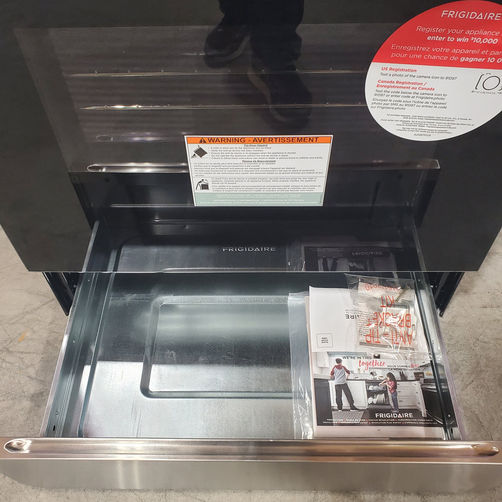 Pictures of Frigidaire Electric Range with EvenTemp and Steam Clean in Stainless Steel - 3SD446 - FCRE3062AS - Open Box - Neu Appliance Outlet - Discount Appliance Outlet in Austin, Tx