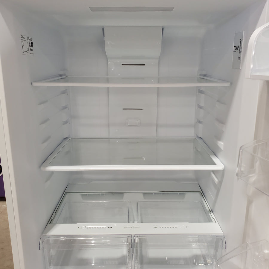 Vissani 18.1 cu. ft. Top Freezer Refrigerator with Adjustable Glass Shelving in White, Garage Ready 25137SD702 - MDTF18WHR5 - Scratch & Dent (Major)