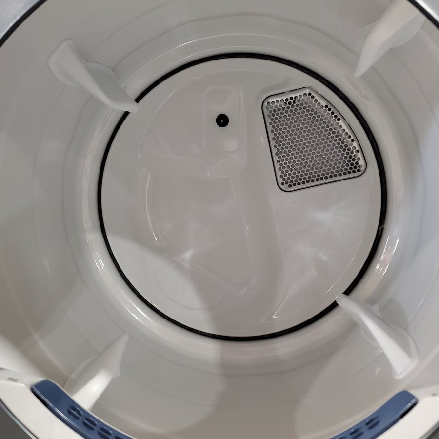 Maytag 7.4 cu. ft. Smart Pet Pro Front Load Electric Dryer MED7020RF - Scratch & Dent (Minor)